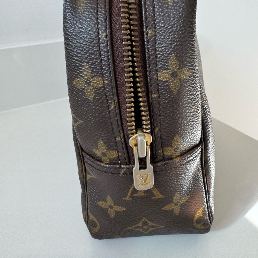 Louis Vuitton Monogram Toiletry Bag - Picture 7 of 10